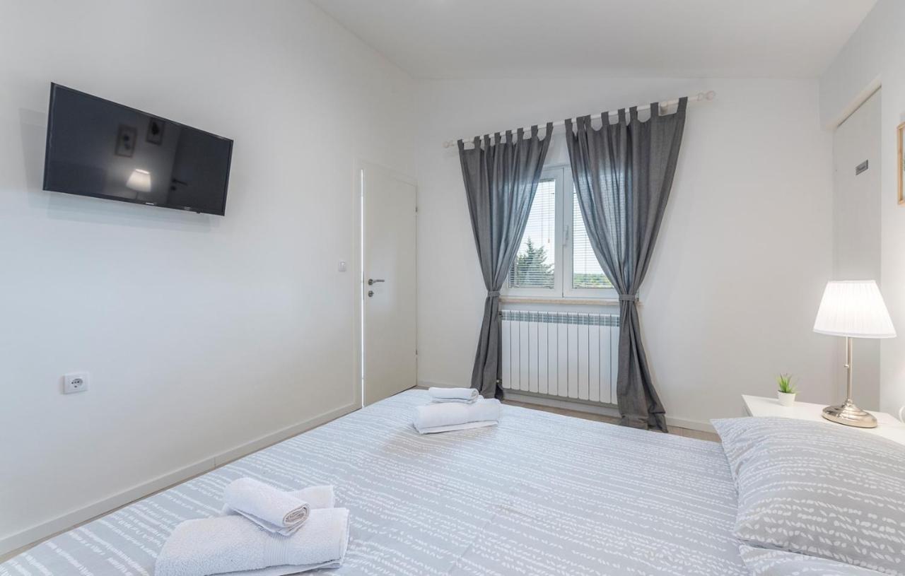 Apartments Saladinka Červar-Porat Εξωτερικό φωτογραφία