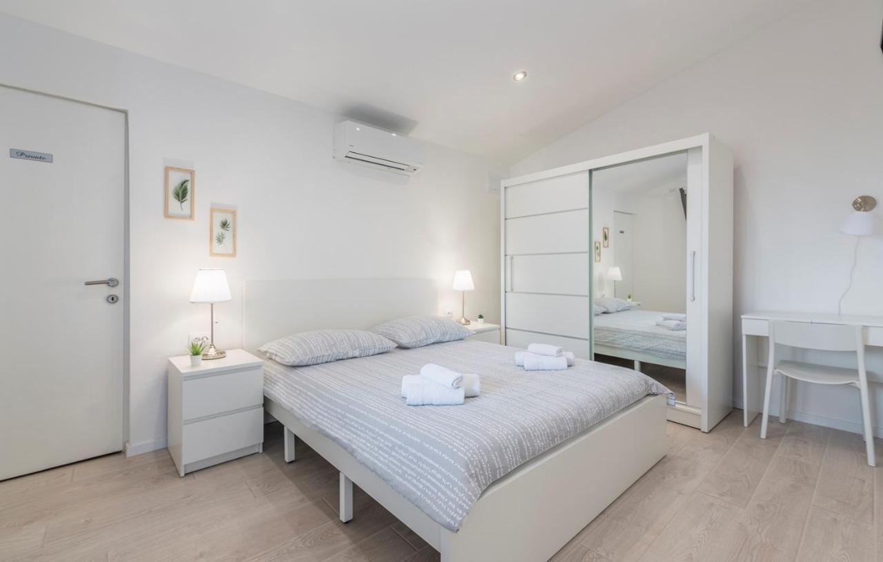 Apartments Saladinka Červar-Porat Εξωτερικό φωτογραφία